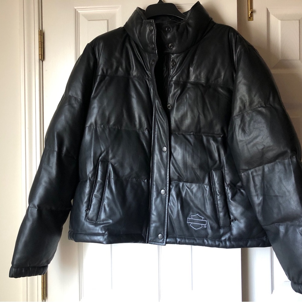 HARLEY DAVIDSON!! Black Leather Puffer Jacket with Embroidered Shield Logo